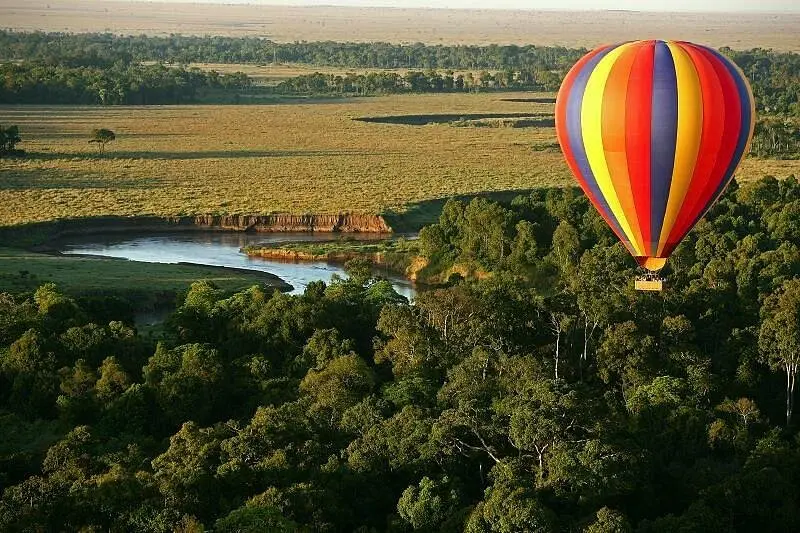 Governors Camp hot air balloon safaris in Masai Mara