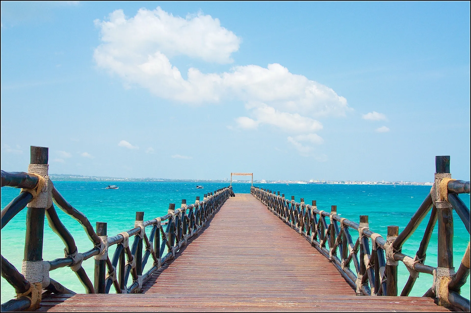 stonetown of zanzibar for idyllic beach safaris